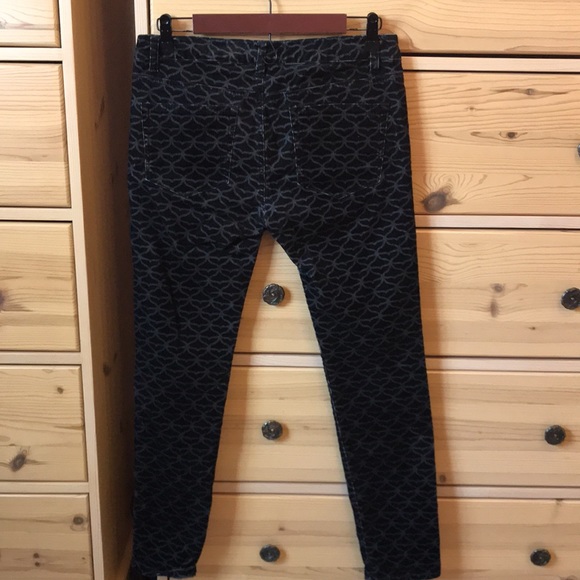 Vineyard Vines Whale Tail Printed Cords Size 4 - Picture 6 of 8